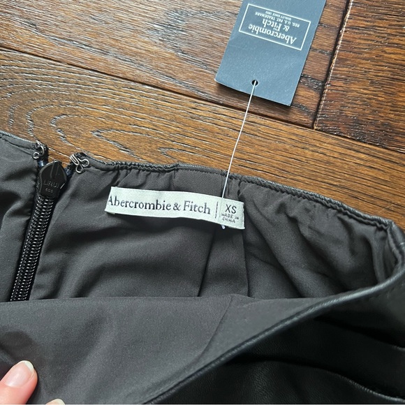 Faux Leather Skirt - Picture 5 of 6